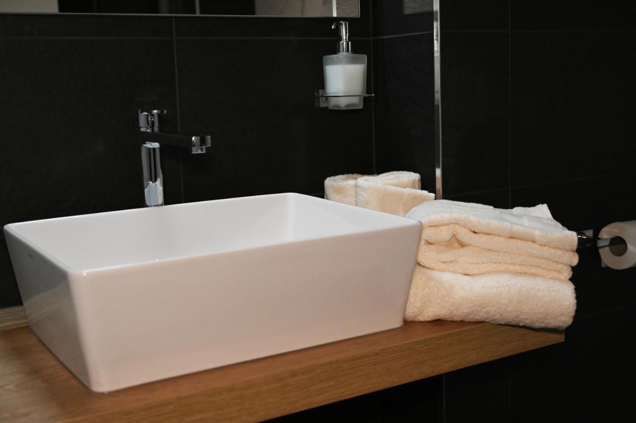 Palace Eight - Suites & Spa Cosenza Buitenkant foto