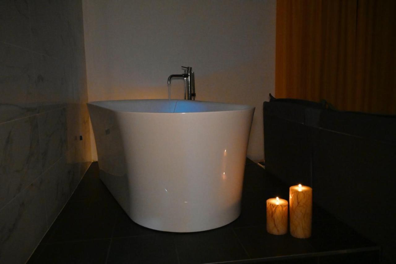 Palace Eight - Suites & Spa Cosenza Buitenkant foto