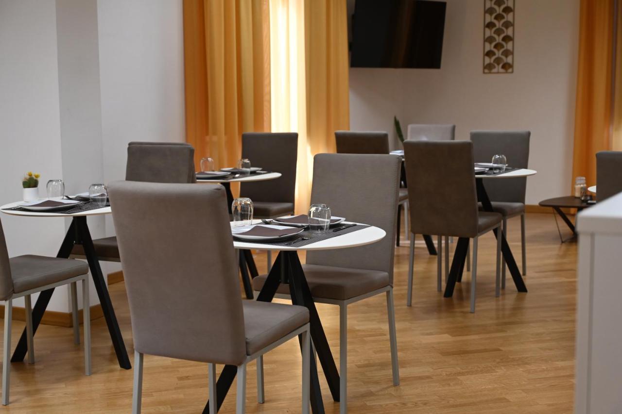 Palace Eight - Suites & Spa Cosenza Buitenkant foto