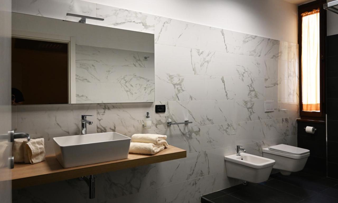 Palace Eight - Suites & Spa Cosenza Buitenkant foto