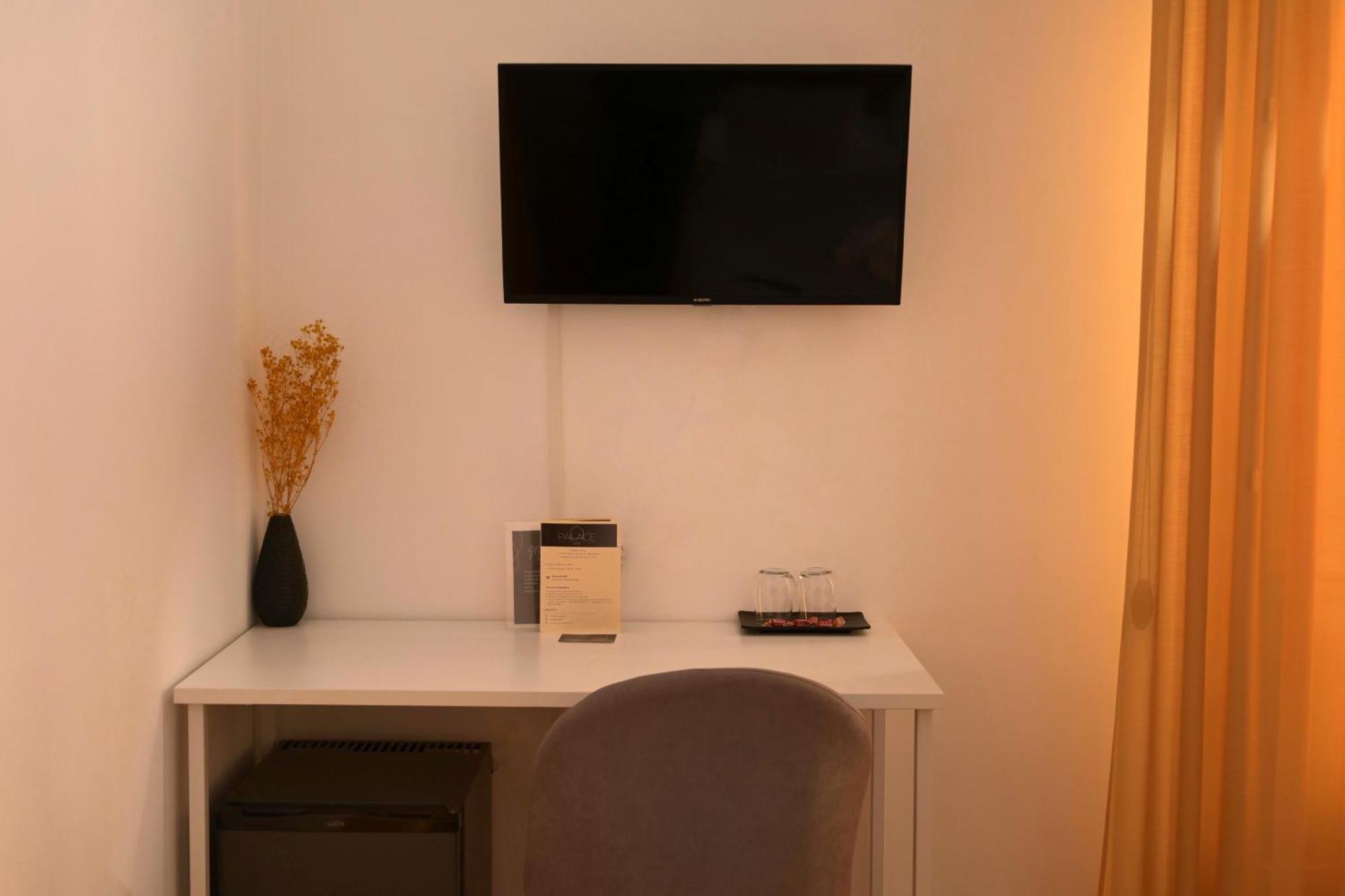Palace Eight - Suites & Spa Cosenza Buitenkant foto