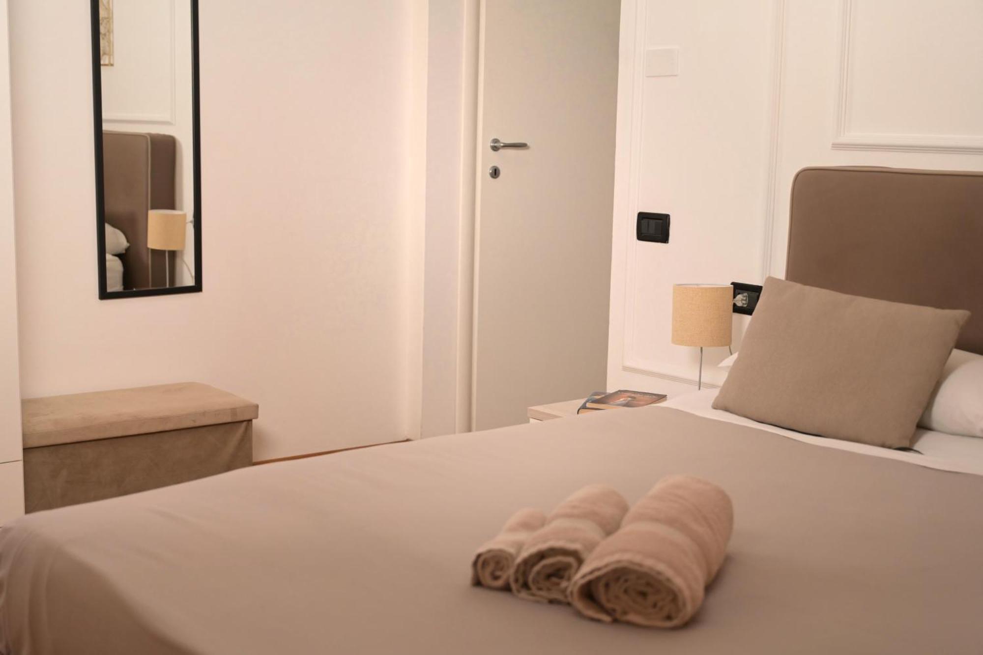 Palace Eight - Suites & Spa Cosenza Buitenkant foto