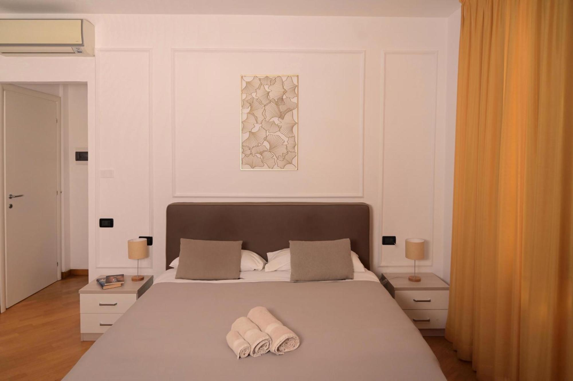 Palace Eight - Suites & Spa Cosenza Buitenkant foto